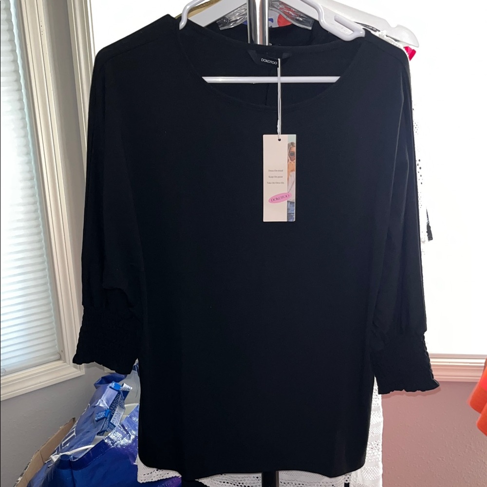 Dokotoo Black Women's Top, Size Large